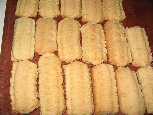 Burdur Biskvisi ( Ev Biskvisi, Makine Biskvisi )