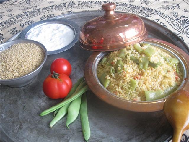 FASULYELİ BULGUR PİLAVI Tarifi FASULYELİ BULGUR PİLAVI