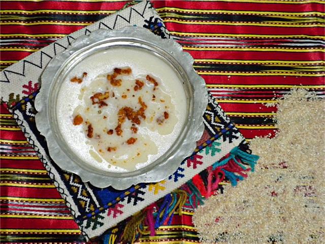 Göce Tarhanası Çorbası Tarifi Göce Tarhanası Çorbası