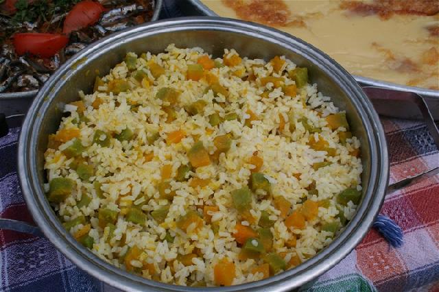 Kabaklı Pilav Tarifi Kabaklı Pilav