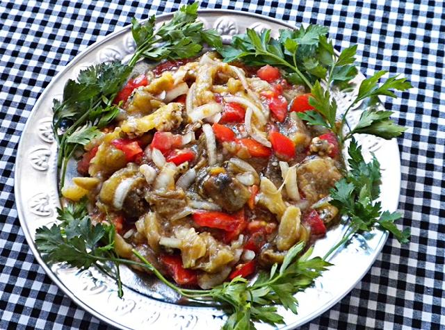 Kzlenmi Patlcan Salatas