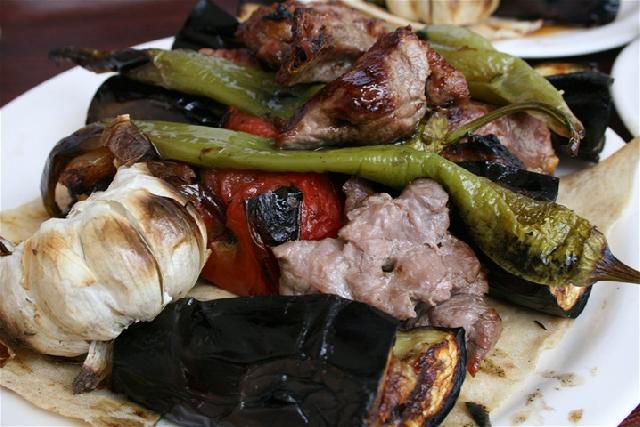 Sebzeli Sivas Kebabı Tarifi Sebzeli Sivas Kebabı